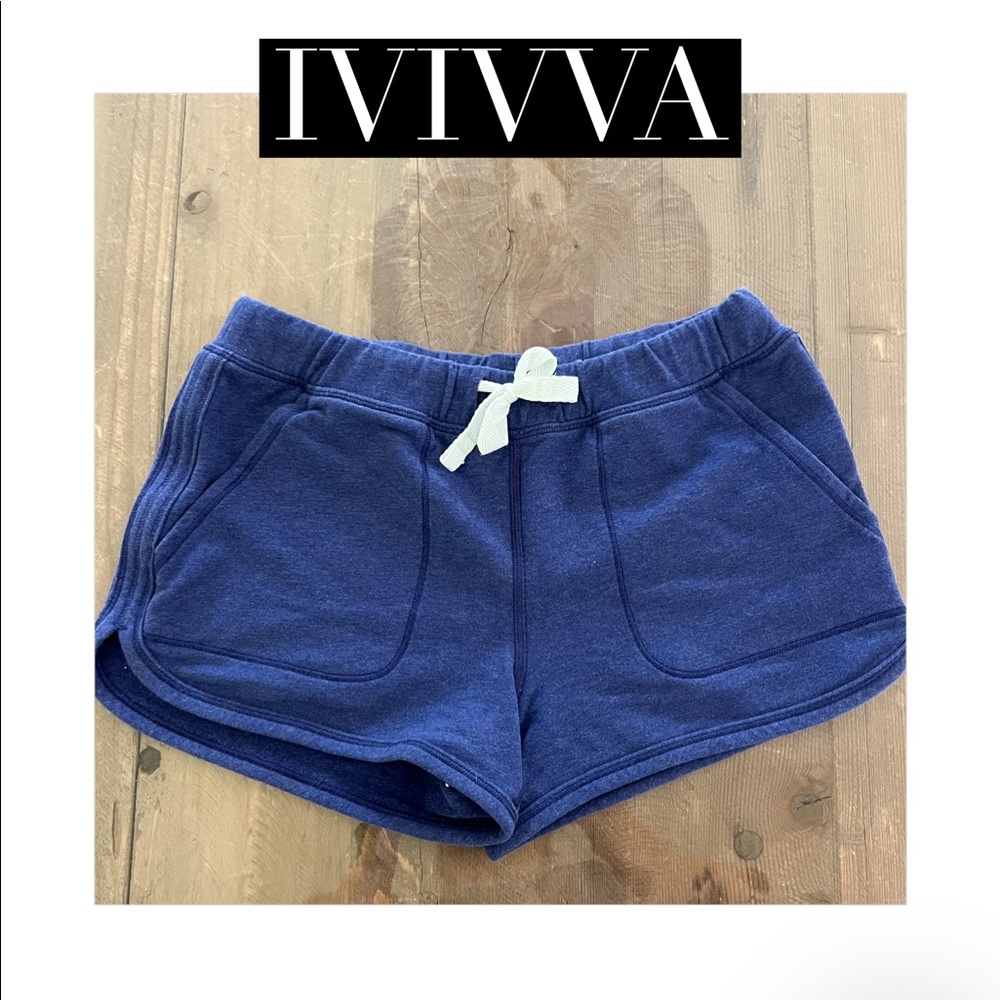 Ivivva Shorts, size 10, excellent condition, blue